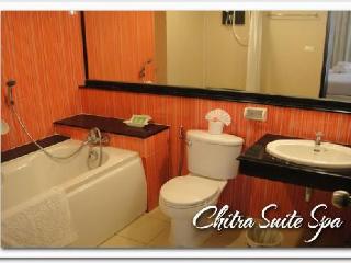 Chitra & 3*